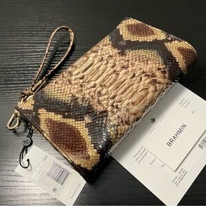 Brahmin Daisy SAVIANO FOLKLORE PYTHON (?) Wristlet Cosmetic Clutch NWT